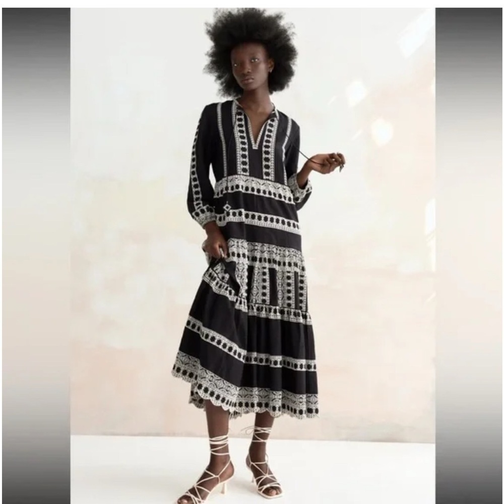 Zara black and white boho midi embroidered pattern feminine flowy‎ dress size XS